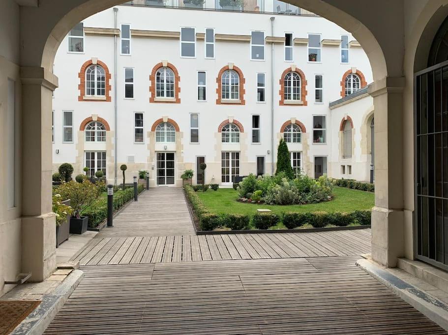 Studio Terrasse, Ancienne Maison De Champagne ランス エクステリア 写真